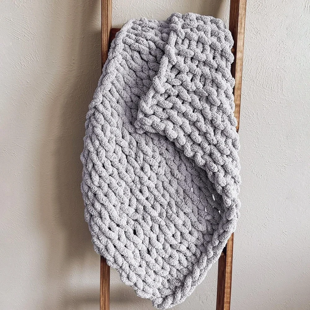 Chunky Knit Blanket - Gray Throw Blanket - Soft Chenille Throw - 40 x 60